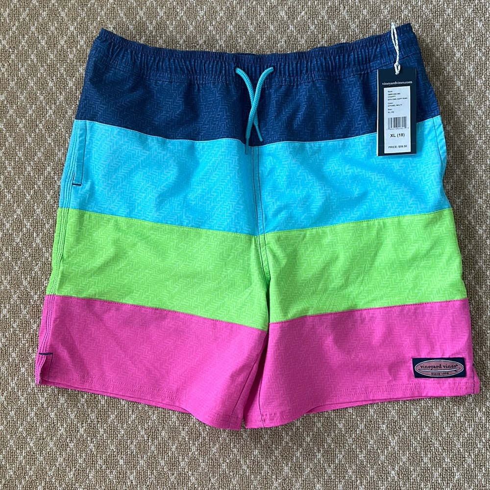 Vineyard Vines Boys 4 Panel Chappy Swim Trunk, Boys XL (18), New With Tags